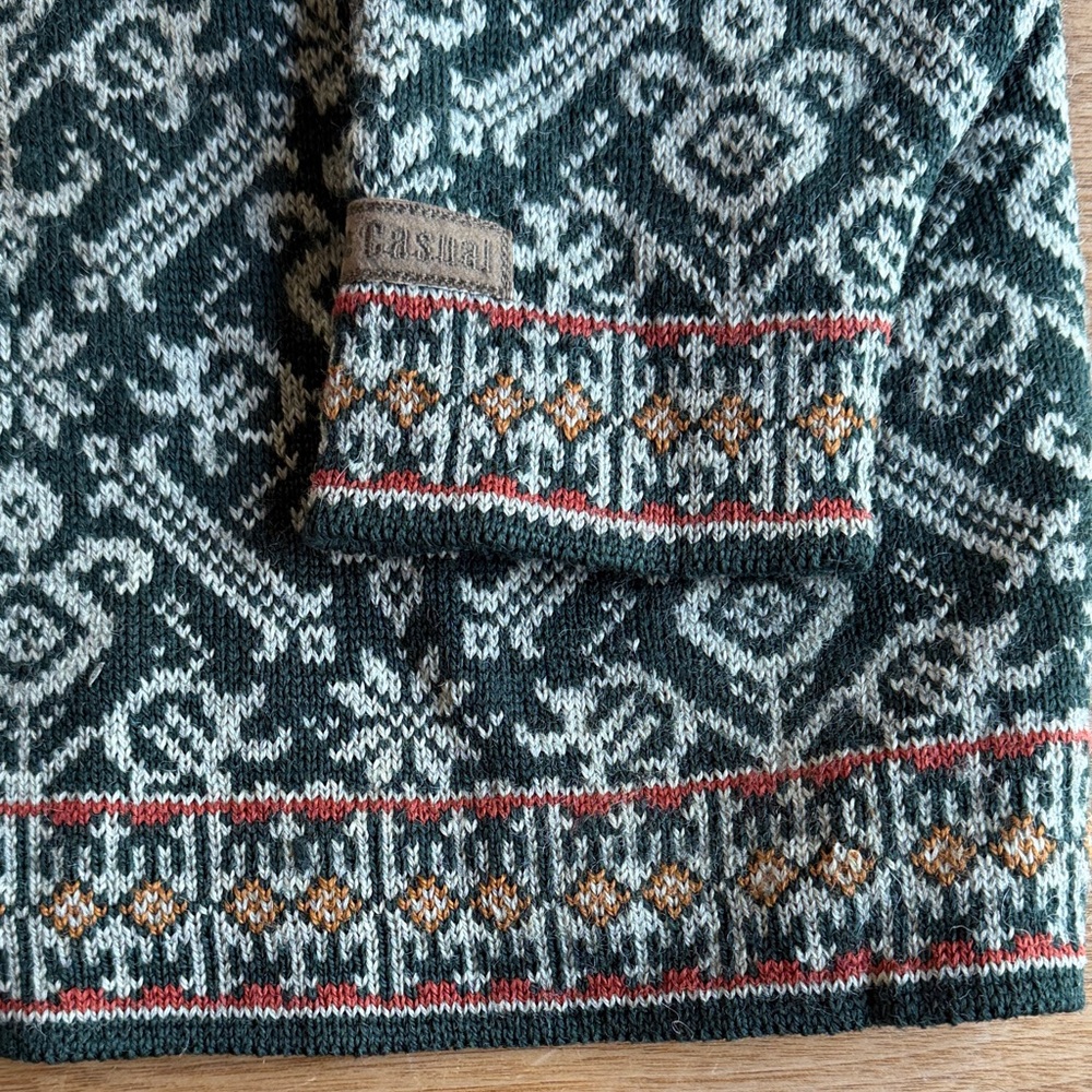 Dale of Norway Dark Green and Grey Fair Isle Wool Cardigan - Picture 4 of 8